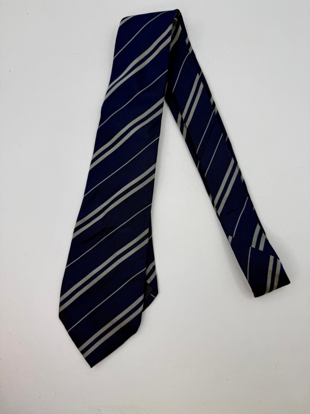 Harry Potter Ravenclaw House Tie Hogwarts Necktie Universal Studios Orlando